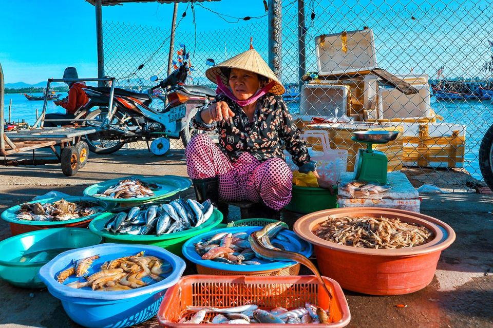 Hoi An: Guided Tour of Town and Fish Market With Breakfast - Inclusions