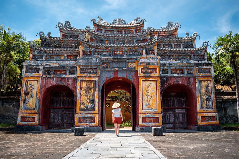 Hue Private Tour: Royal Tombs, Citadel, Thien Mu Pagoda - Inclusions