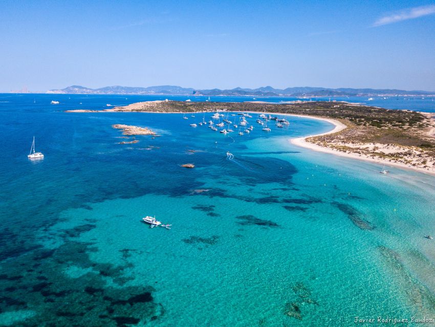 Ibiza: Cruise to Formentera With Open Bar and Buffet Lunch - Review Summary