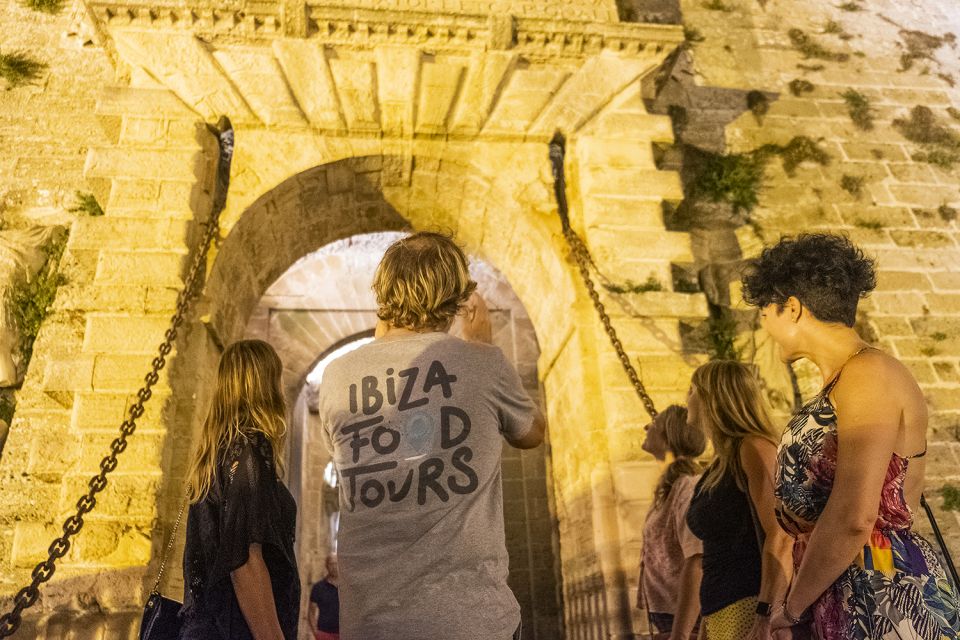 Ibiza: Guided Food Tour of Ibiza Town With Tastings - Experience Mix and Guide Expertise