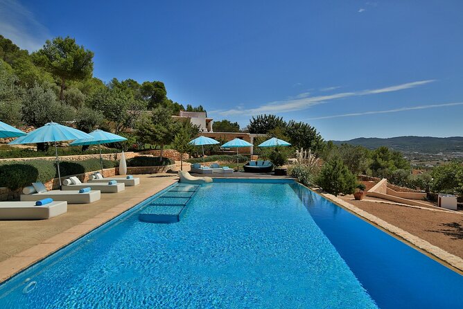 Ibiza Villa Haven Retreat for Family Getaways With Pick up - Accessibility and Capacity