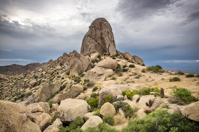 Iconic Toms Thumb Hiking Adventure in Scottsdale - Traveler Resources Available