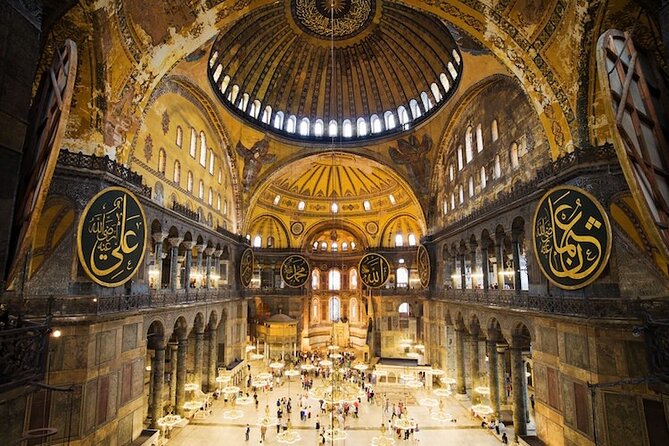Istanbul Classics With Hagia Sophia, Blue Mosque, Topkapı Palace & Grand Bazaar - Vibrant Shopping Experience at Grand Bazaar
