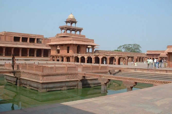 Jaipur Transfer From Agra With Taj Sunrise and Fatehpur Sikri - Common questions