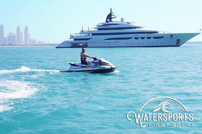 Jet Ski Tour Dubai: La Mer-World Island for 50 Minutes - World Island Exploration