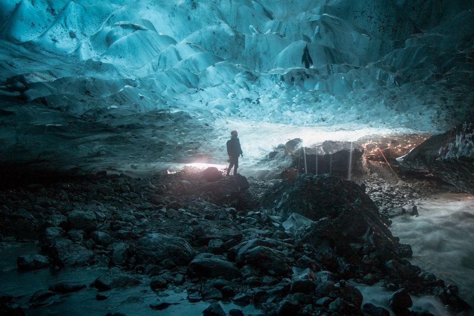 Jökulsárlón: Vatnajökull Glacier Ice Cave Guided Day Trip - Review Summary