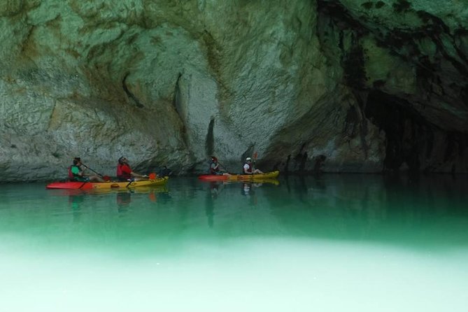 Kayak in the Pyrenees. Huesca - Meeting and Pickup Details