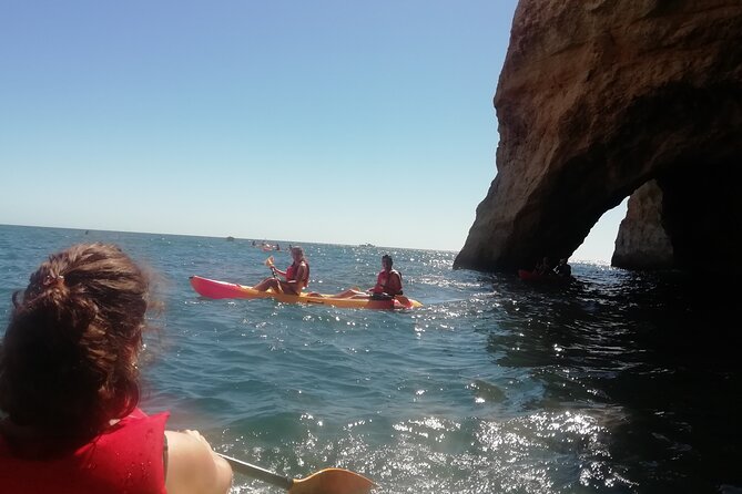 Kayak Tour From Praia De Benagil to Praia Da Marinha - Common questions