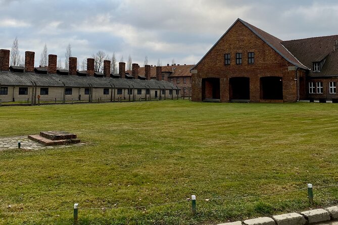 Krakow: Auschwitz-Birkenau Guided Tour & Hotel Pick Up - What To Expect