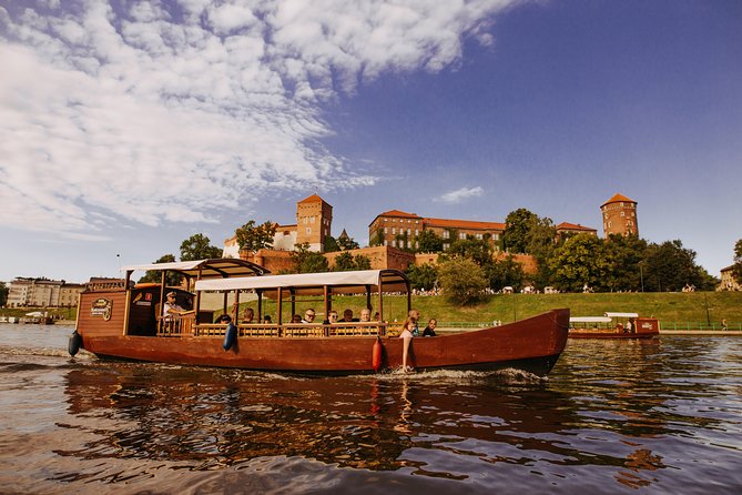 Krakow Vistula River 1 Hour Sightseeing Cruise - Common questions