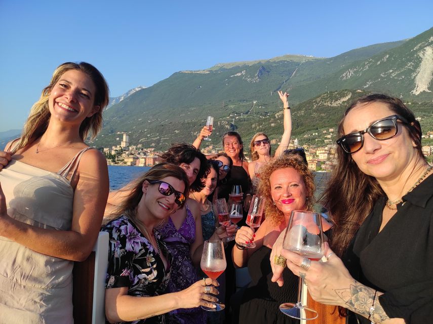 Lake Garda Tour With Onboard Aperitif 4 Hours - Last Words
