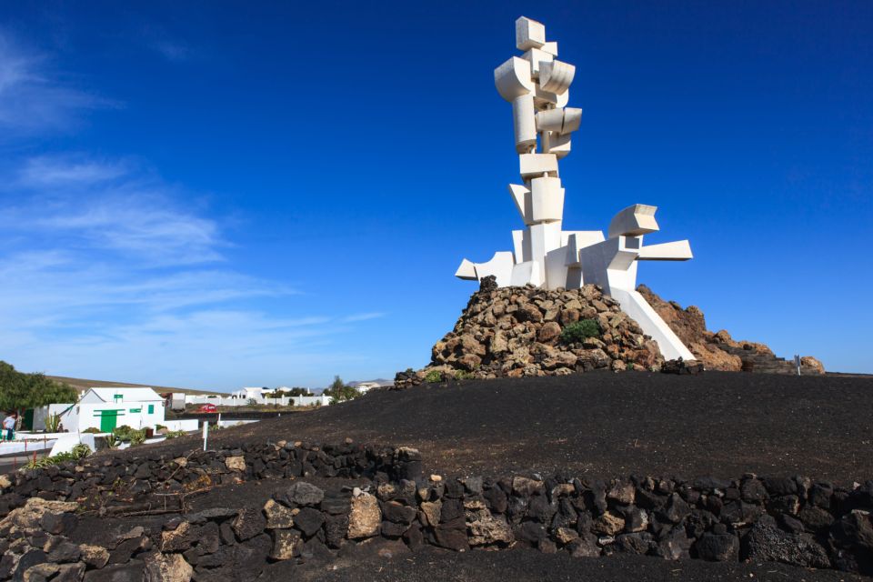 Lanzarote: César Manrique Full-Day Tour - Tour Highlights and Itinerary