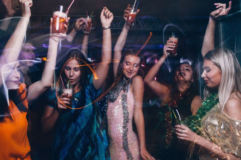 Las Vegas: Bachelorette Party Bus Club Crawl - Key Points