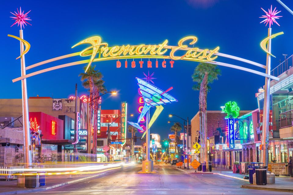 Las Vegas: Fremont Street Walking Tour by Night - Admire Neon Lights and Architecture