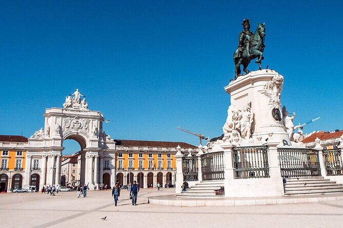 Lisboa Half Day Private Tour - Tour Specifics and Group Size
