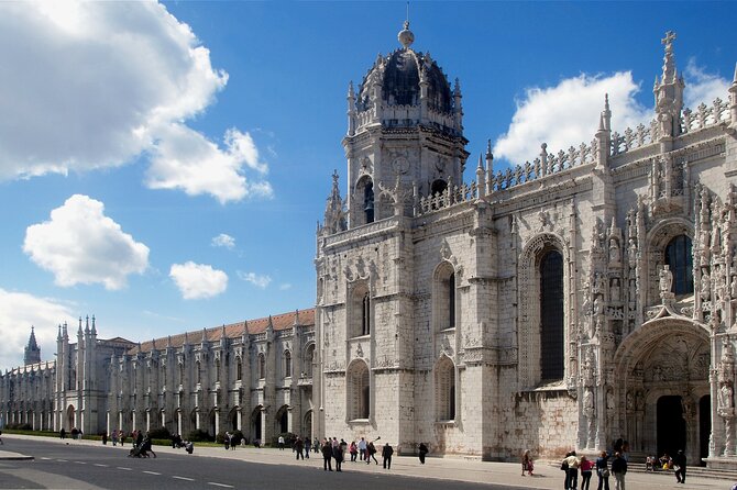 Lisbon at Your Own Pace- Private Guided Historical Tour in Lisbon - Tour Exclusions
