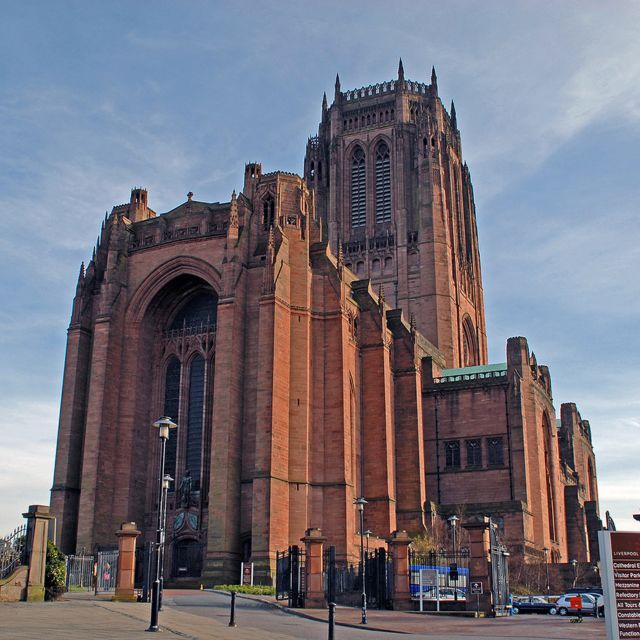 Liverpool Views, Brews, Football & History Tour - Directions