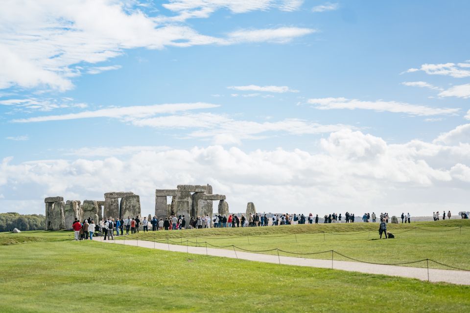 London: Full-Day Windsor, Stonehenge, and Oxford Tour - Important Information