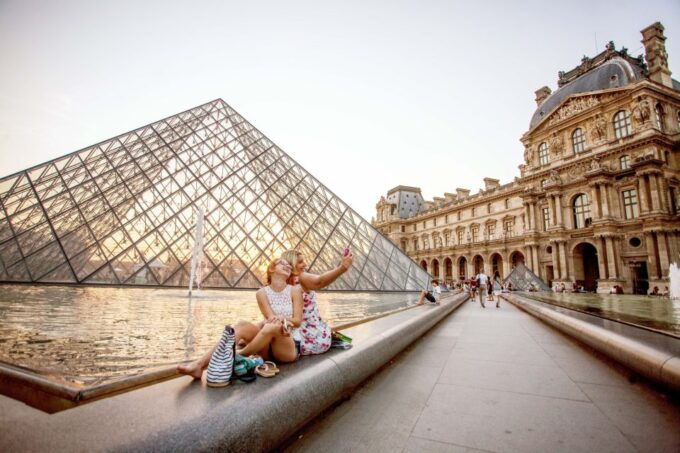 Louvre Museum: Skip-the-Line Guided Tour - Important Information