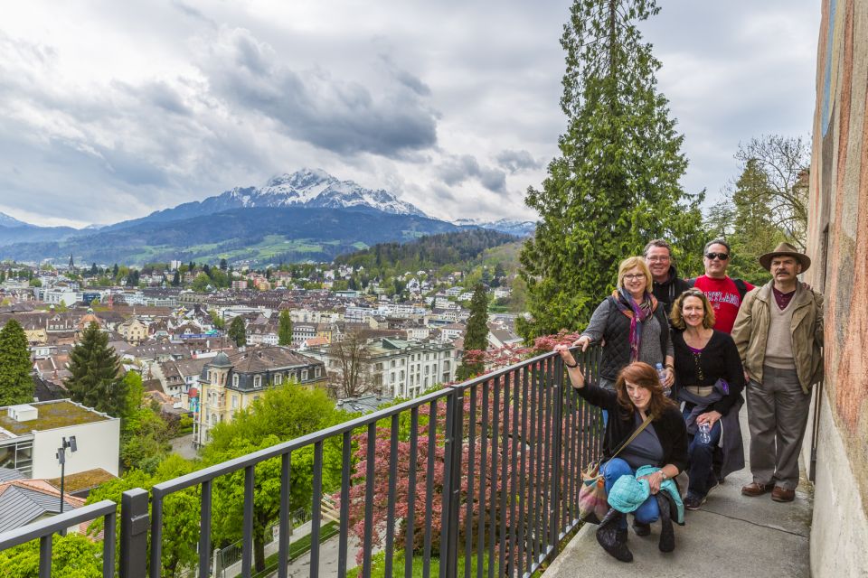 Lucerne Walking and Boat Tour: The Best Swiss Experience - Meeting Point Details