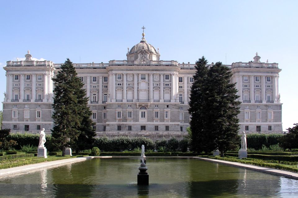 Madrid: El Prado Museum and the Royal Palace Walking Tour - Review Summary