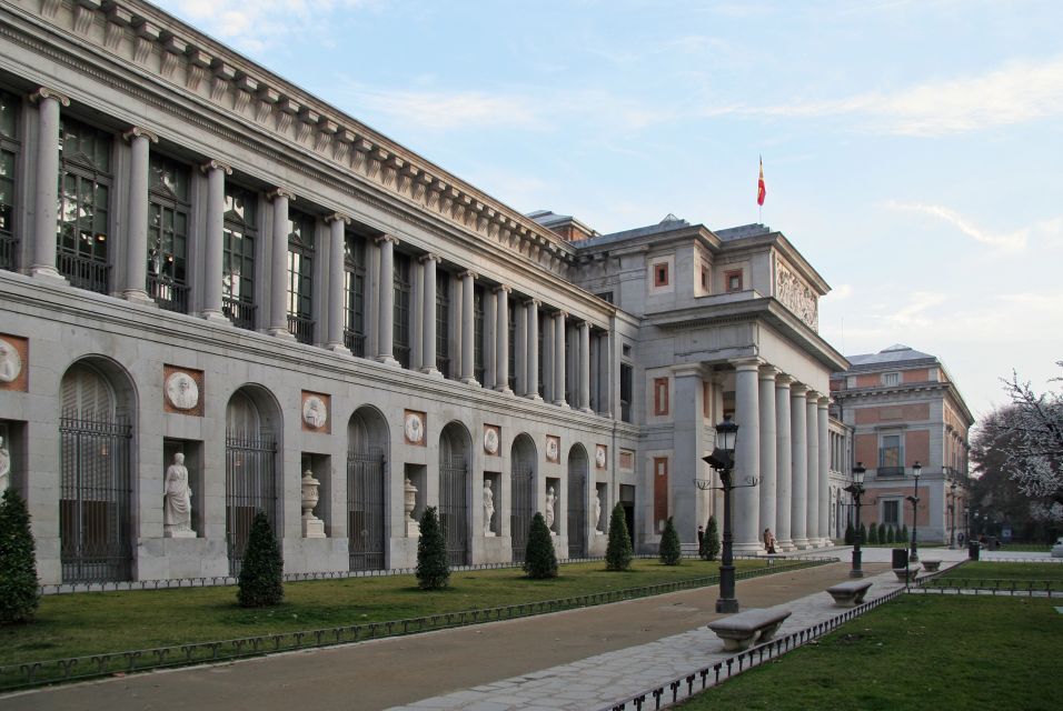 Madrid: Guided Tour of Prado Museum and Royal Palace - Accessibility and Ticket Information