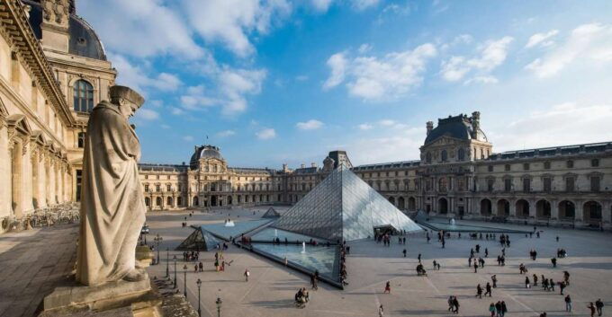 Magnificent Tour of the Louvre + Mona Lisa Pass - Meeting Point Details