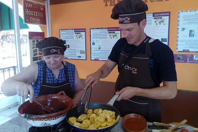 Make Your Own Mole Poblano in Puerto Vallarta - Meeting Point and Logistics