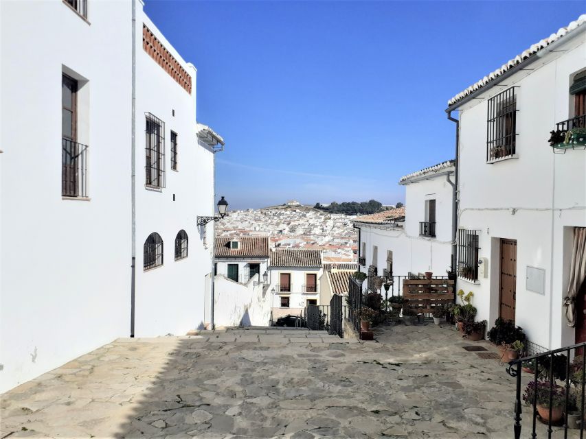 Málaga: Antequera Guided Walking Tour - Directions