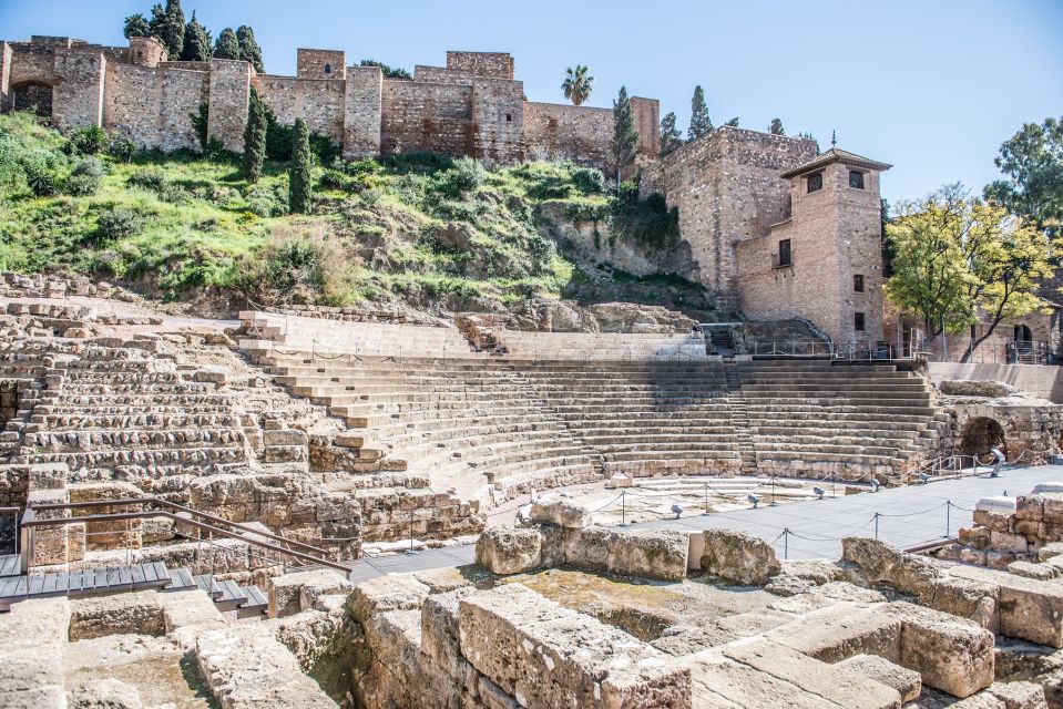 Málaga: Roman Theatre and Alcazaba Guided Tour - Common questions