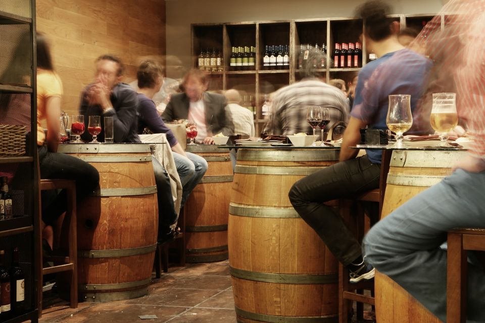 Málaga: Traditional Andalusian Tapas and Wine Tour - Customer Reviews