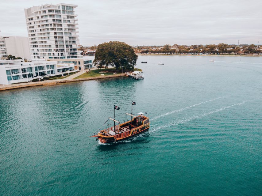 Mandurah Pirate Cruise - Highlighted Features