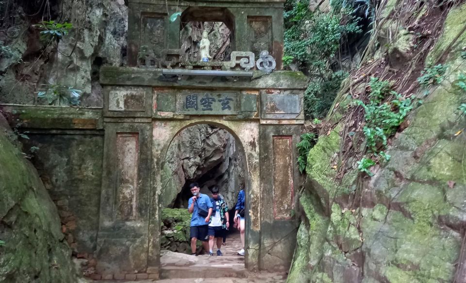 Marble Mountains ,Am Phu Cave, Monkey Mountain - Common questions