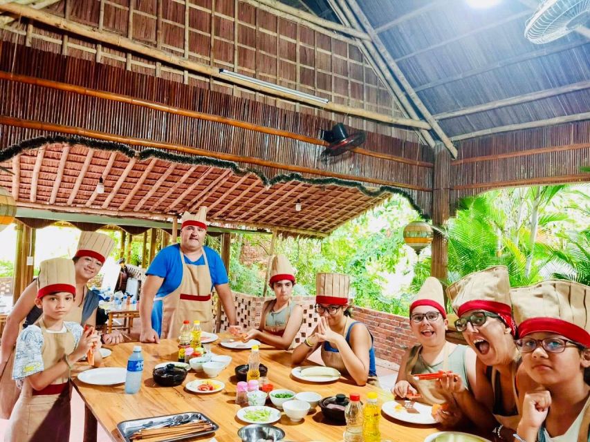 Market Tour, Basket Boat Ride and Cooking Class in Hoi An - Review Insights