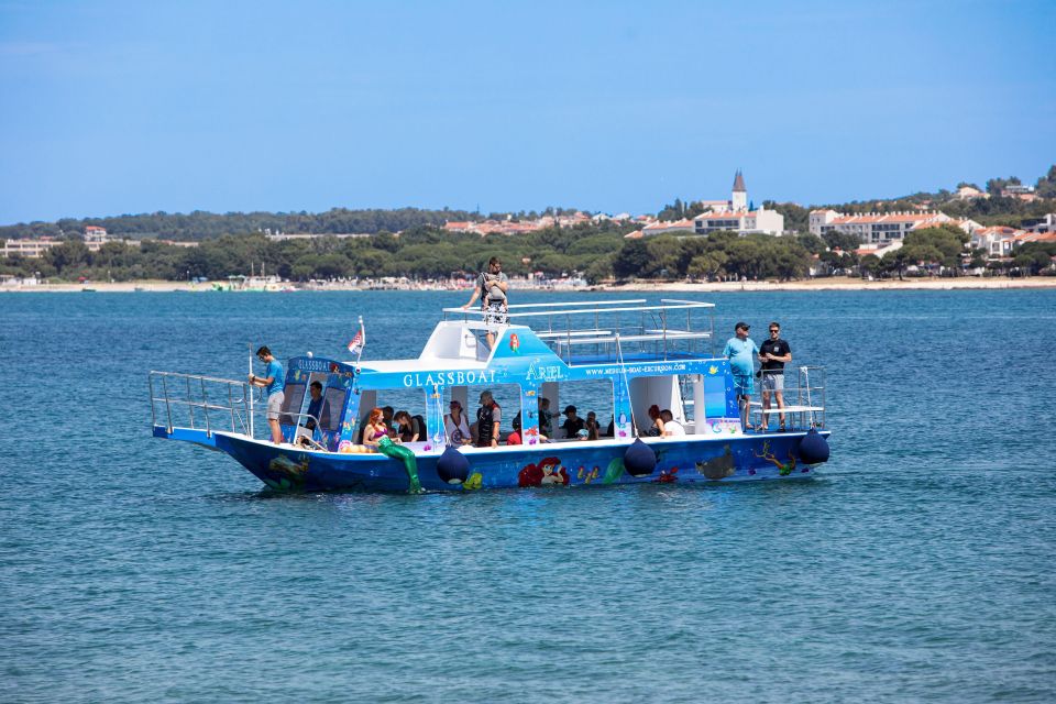 Medulin: Private Glass Bottom Boat Tour to Levan Island - Important Information and Meeting Point