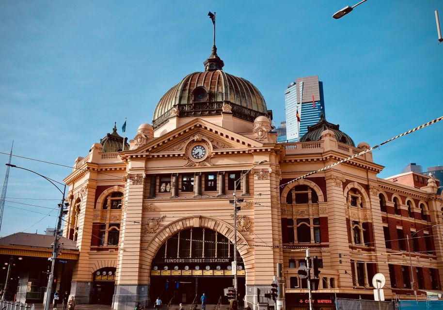 Melbourne: Scavenger Hunt and Sights Self-Guided Tour - Tour Itinerary