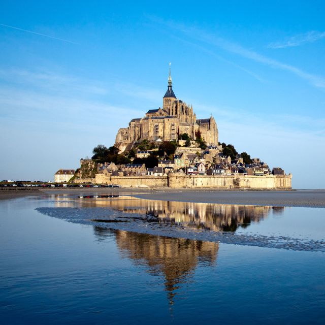 Mont Saint Michel Private VIP Tour With Champagne From Paris - Itinerary