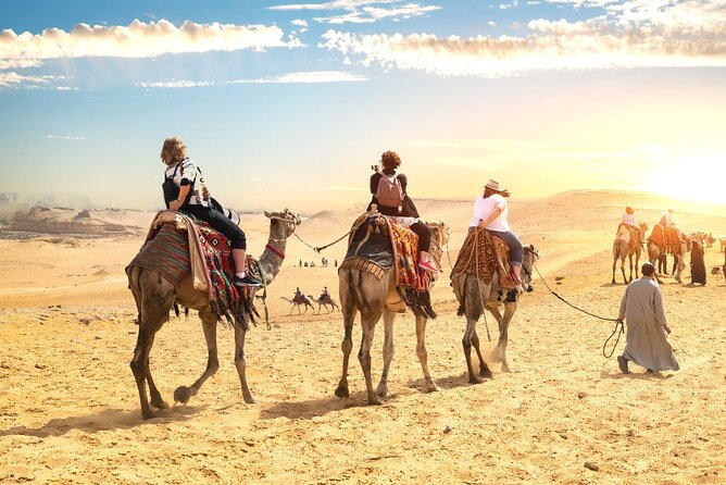 Morning Desert Safari With Camel Ride and Sandboarding in Dubai