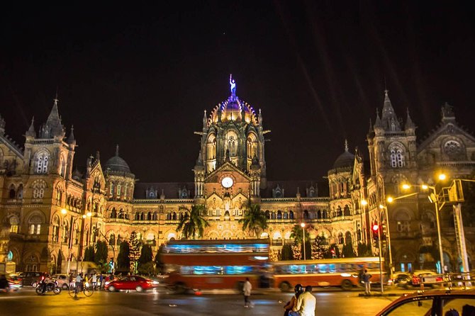 Mumbai By Night: Lights & Luminance - Experiencing Mumbais Nightlife Scene