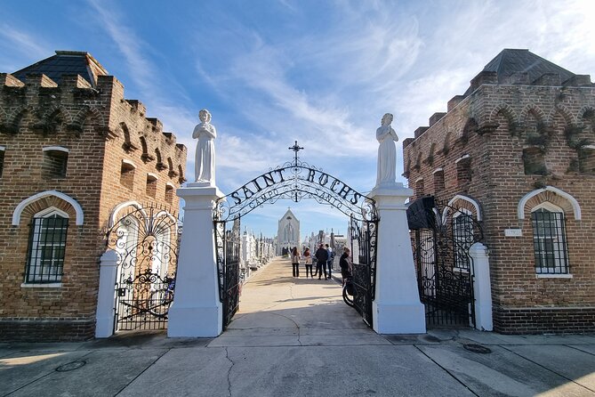 New Orleans French Quarter & Cemetery Bike Tour - Reviews and Pricing