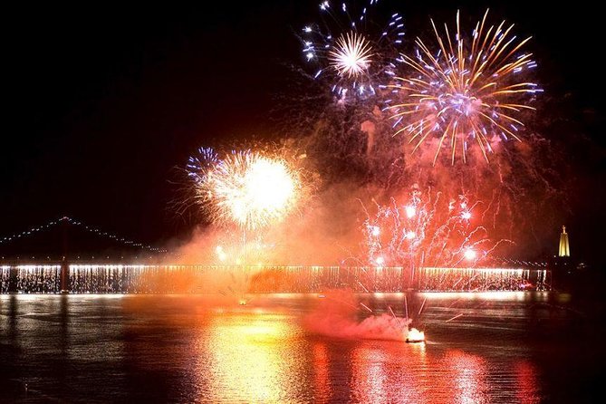 New Years Eve on a Boat With Champagne and Fireworks! - Ticket Information and Policies