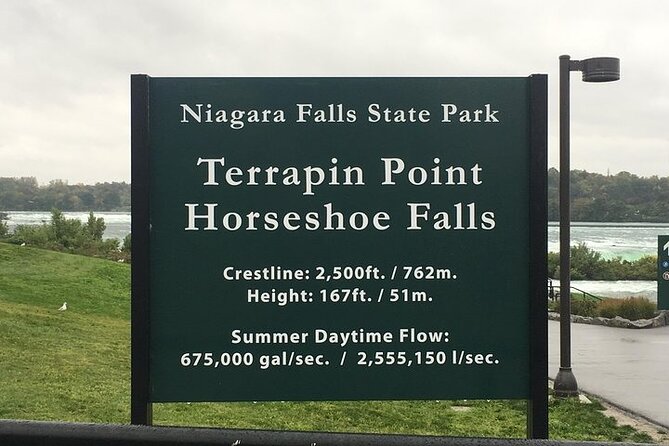 Niagara Falls Night Illumination Tour: American, Bridal and Horseshoe Falls - Guide Insights and Stories