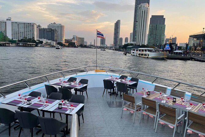 Night River Cruise With Wine on the Chao Phraya - Ending Point and Refund Details