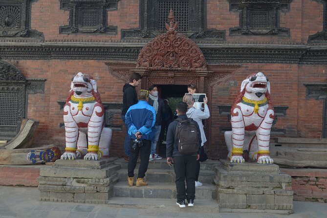 Night Tour of Kathmandu Durbar Square With Rickshaw Ride - Tour Inclusions