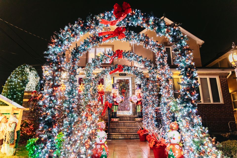 NYC: Dyker Heights Christmas Lights & Skyline View Bus Tour - Review Ratings