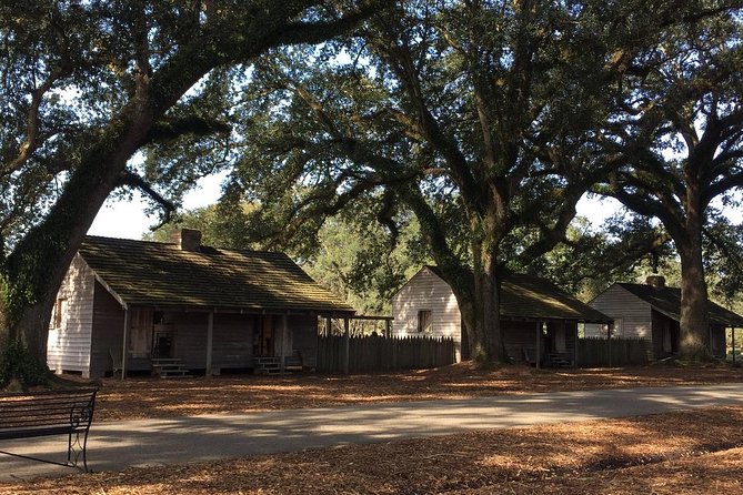 Oak Alley Plantation Tour With Transportation - Common questions