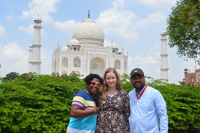 Official Tour Guide For Sunrise Taj Mahal and Agra Fort Tour - Reviews and Feedback