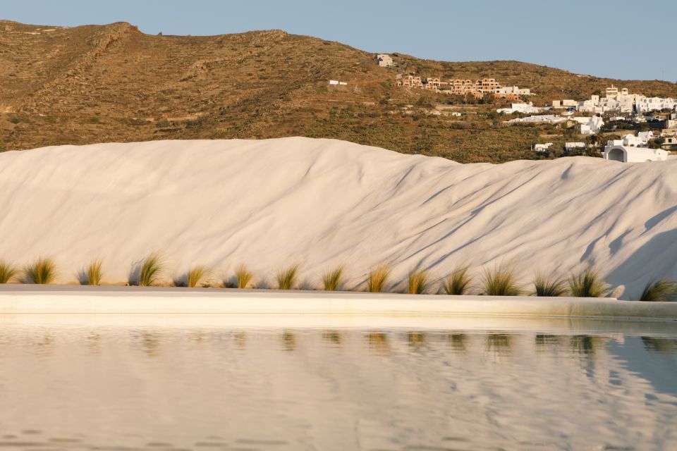 Oia: Retreat Infinity Pool Ticket With Sea and Sunset Views - Activity Inclusions