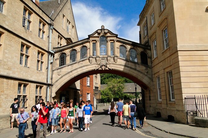 Oxford by Rail Overnight Tour With Harry Potter Highlights Tour - Meeting Point and Time