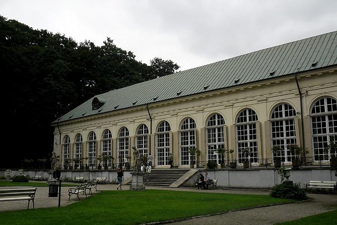 Palace of Culture & Science Lazienki Park: SMALL GROUP /inc. Pick-up/ - Logistics and Meeting Information